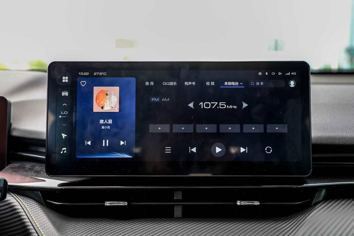 配雙尾翼與運(yùn)動(dòng)座椅，爆發(fā)530N·m的哈弗H6S 名副其實(shí)的轎跑SUV？